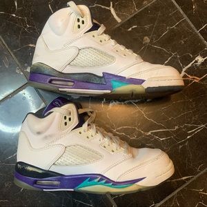 AIR JORDAN 5 RETRO GRAPE